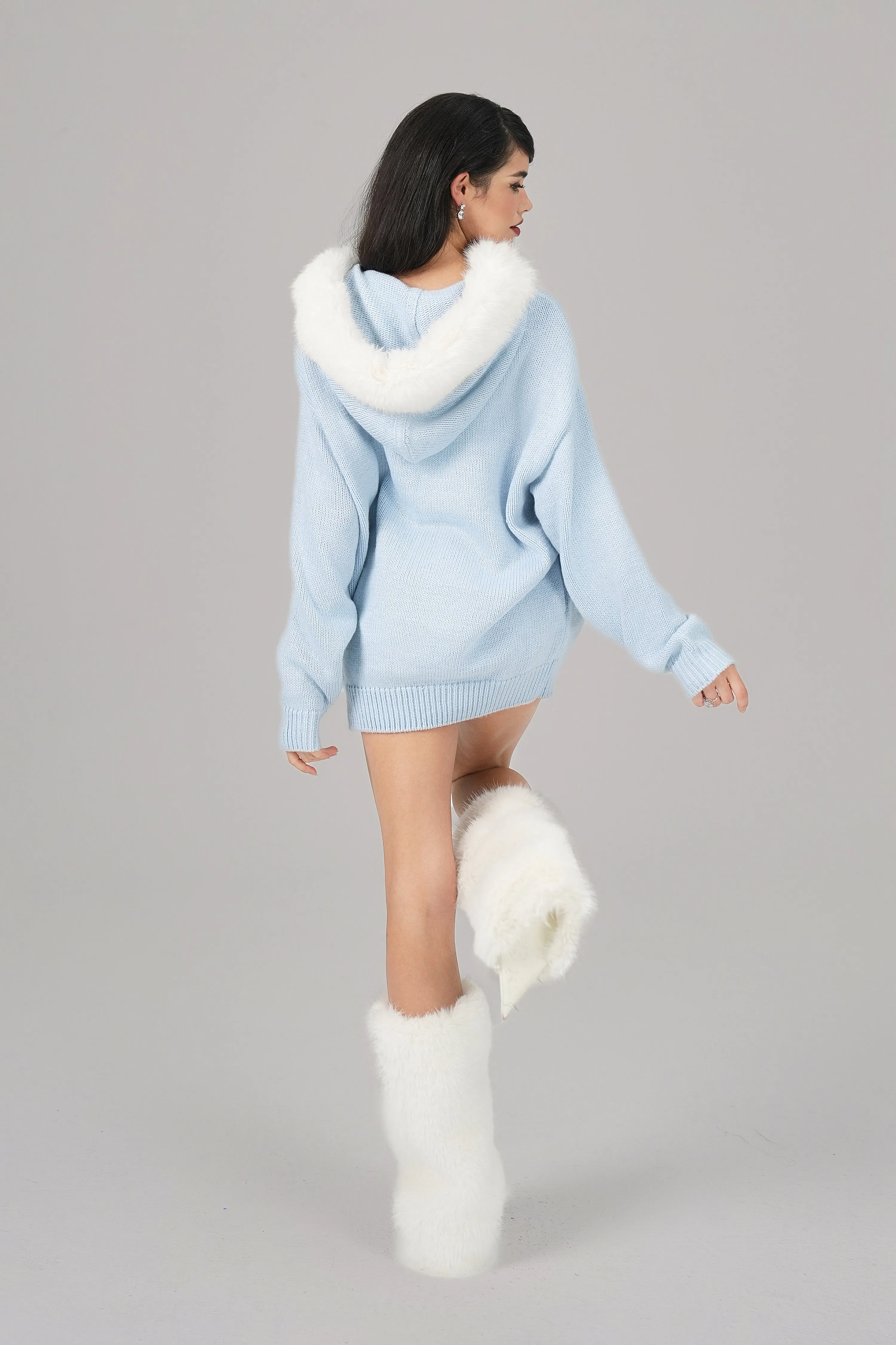 Ava Fur Sweatshirt (Blue)