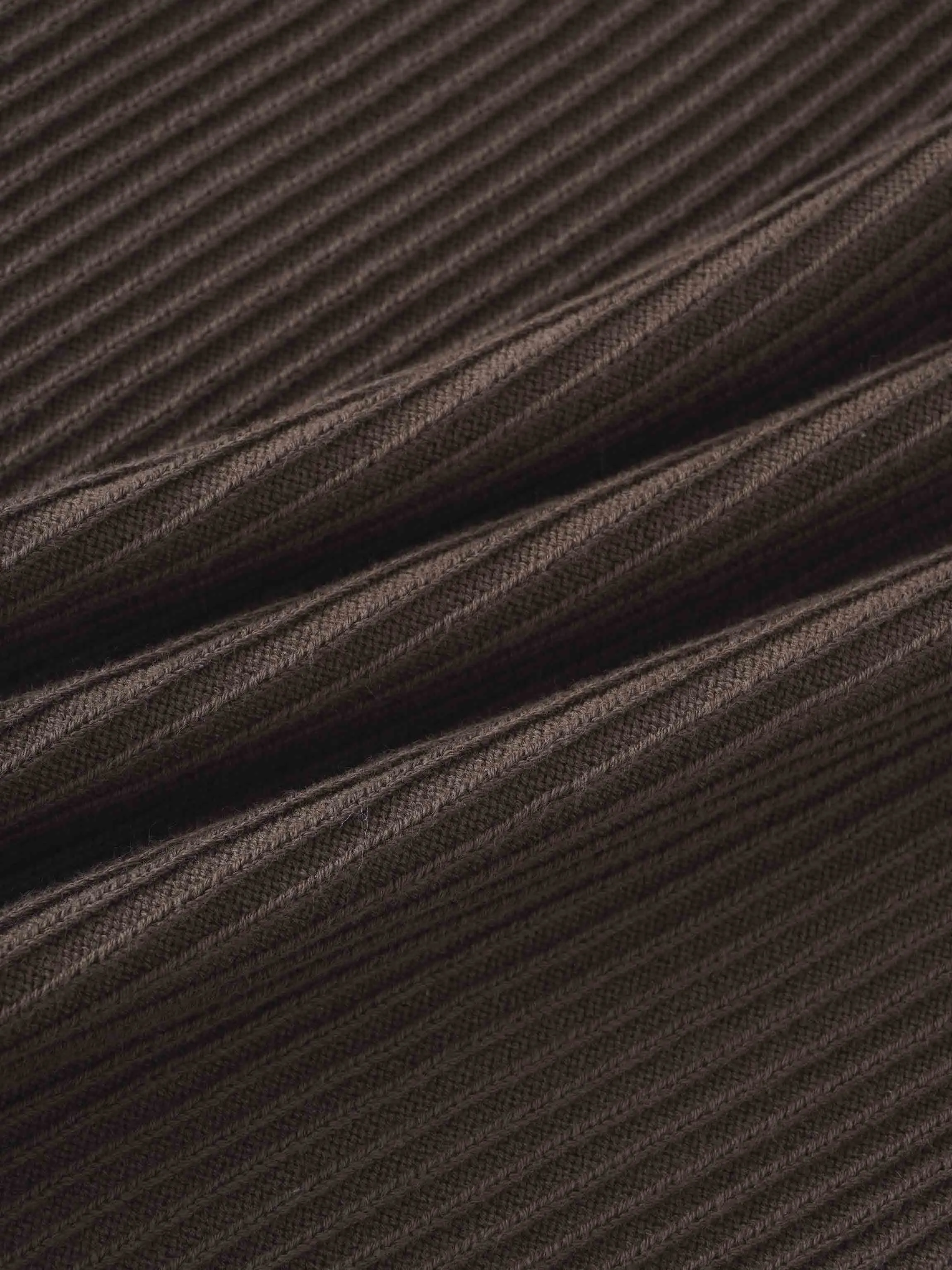 Sleeveless Ribbed Turtleneck-Chocolate Brown